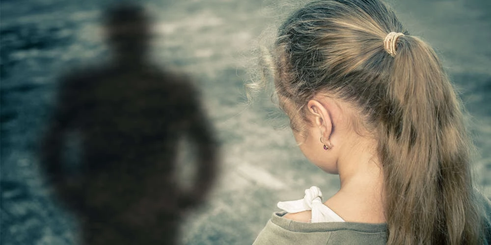 Φρίκη στην Αλεξανδρούπολη: Μητέρα κατήγγειλε τον πατέρα ότι βίαζε το 3χρονο παιδί τους
